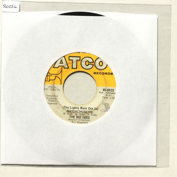 The Bee Gees (The Lights Went Out In) Massachusetts/Sir Geoffrey 45 rpm Record - Picture 9 of 9